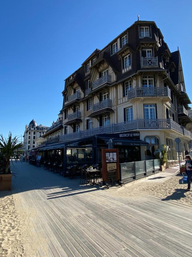 Le Petit Flaubert Trouville-sur-Mer Exterior foto